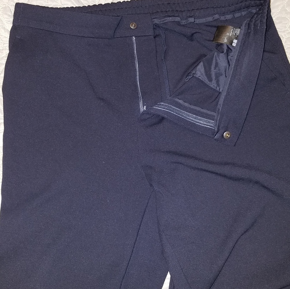 Snap front trousers with pockets never worn